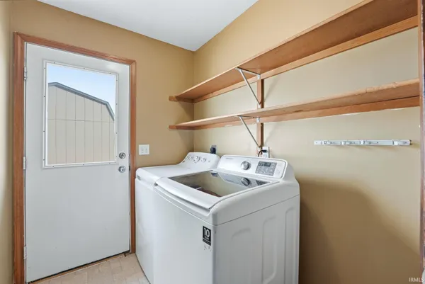 $349,000 | 302 Willard Drive, Auburn, IN 46706