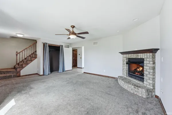 $349,000 | 302 Willard Drive, Auburn, IN 46706