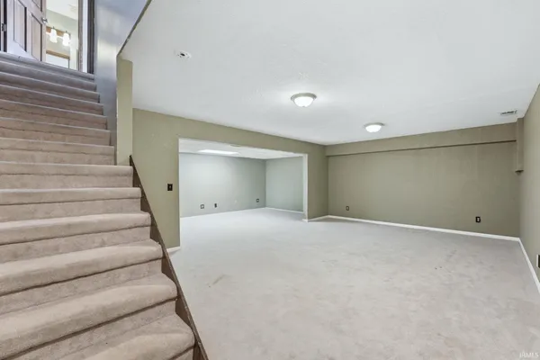 $349,000 | 302 Willard Drive, Auburn, IN 46706