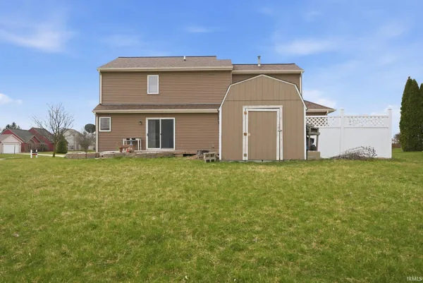 $349,000 | 302 Willard Drive, Auburn, IN 46706