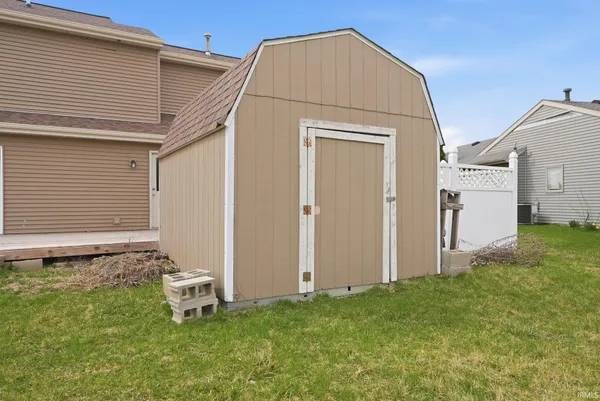 $349,000 | 302 Willard Drive, Auburn, IN 46706