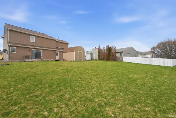 $349,000 | 302 Willard Drive, Auburn, IN 46706