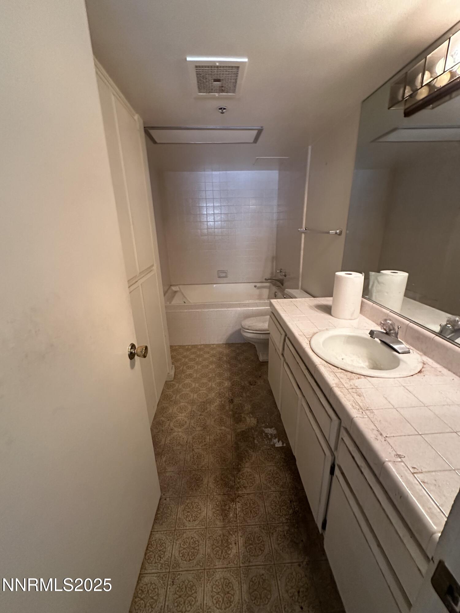 333 Ski Way, Unit 253 Incline Village, NV 89451 - Photo 10 of 13 a bathroom with a sink and a mirror