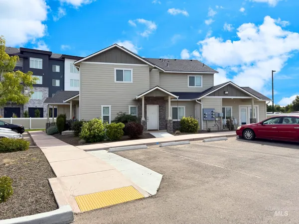 $849,000 | 616 North 44th Street, Nampa, ID 83687