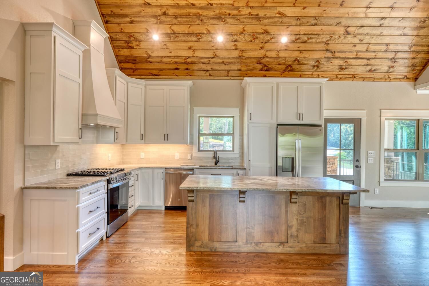 2079 Almont Road Young Harris, GA 30582 - Photo 14 of 48 Gallery Image 14
