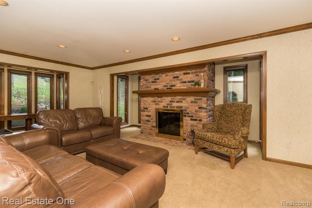 1261 Springwood Court Rochester Hills, MI 48309 - Photo 22 of 85