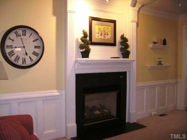 8101 Fallston Court Raleigh, NC 27613 - Photo 5 of 13 Great size room and the flow of the home is perfect for entertaining. Den/Family/Great Room
