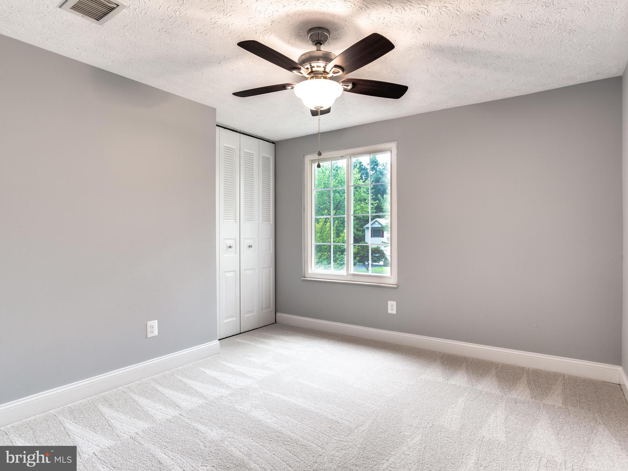 4511 Cub Run Road Chantilly, VA 20151 - Photo 20 of 30 Bedroom