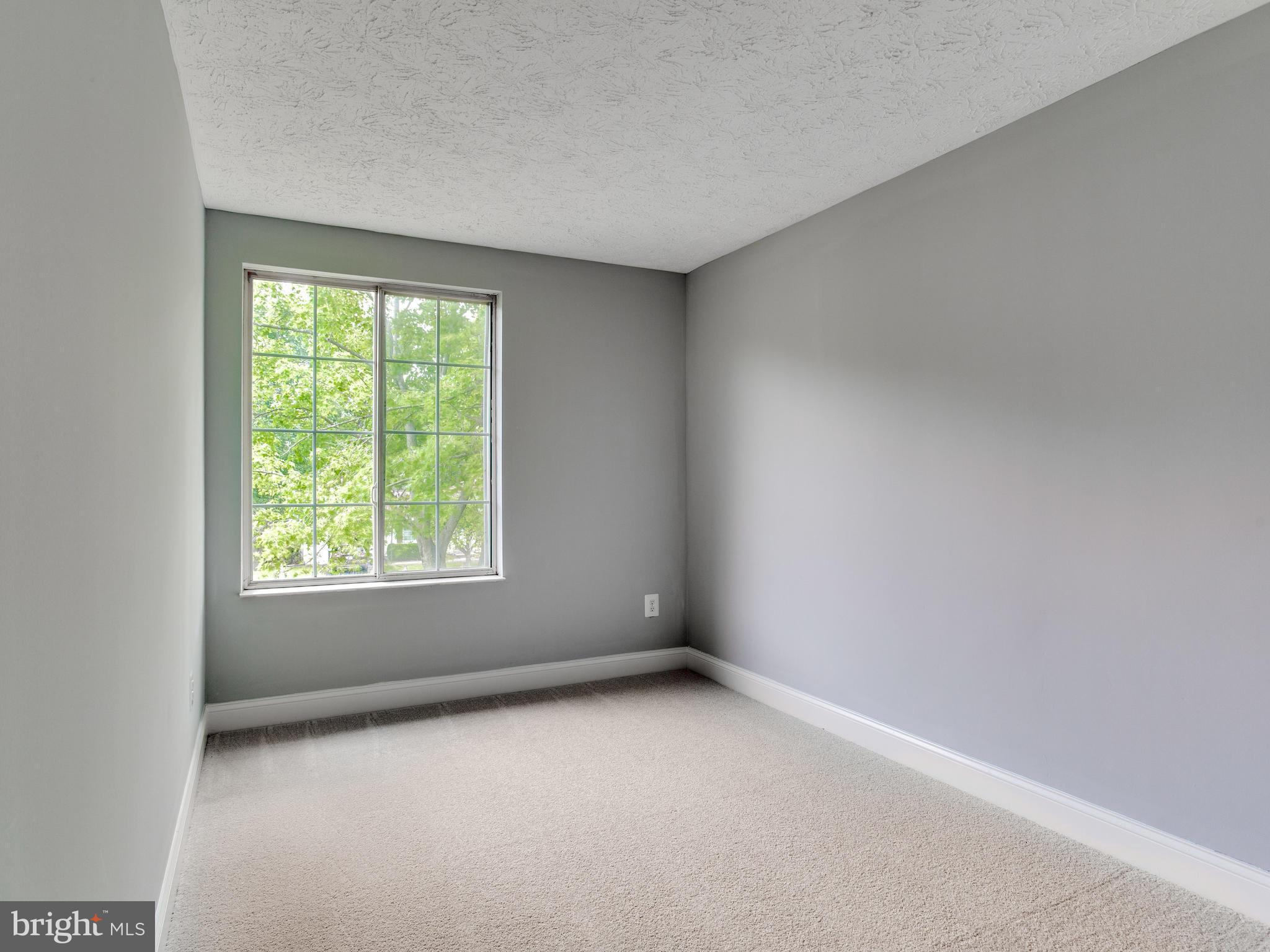 4511 Cub Run Road Chantilly, VA 20151 - Photo 21 of 30 Bedroom
