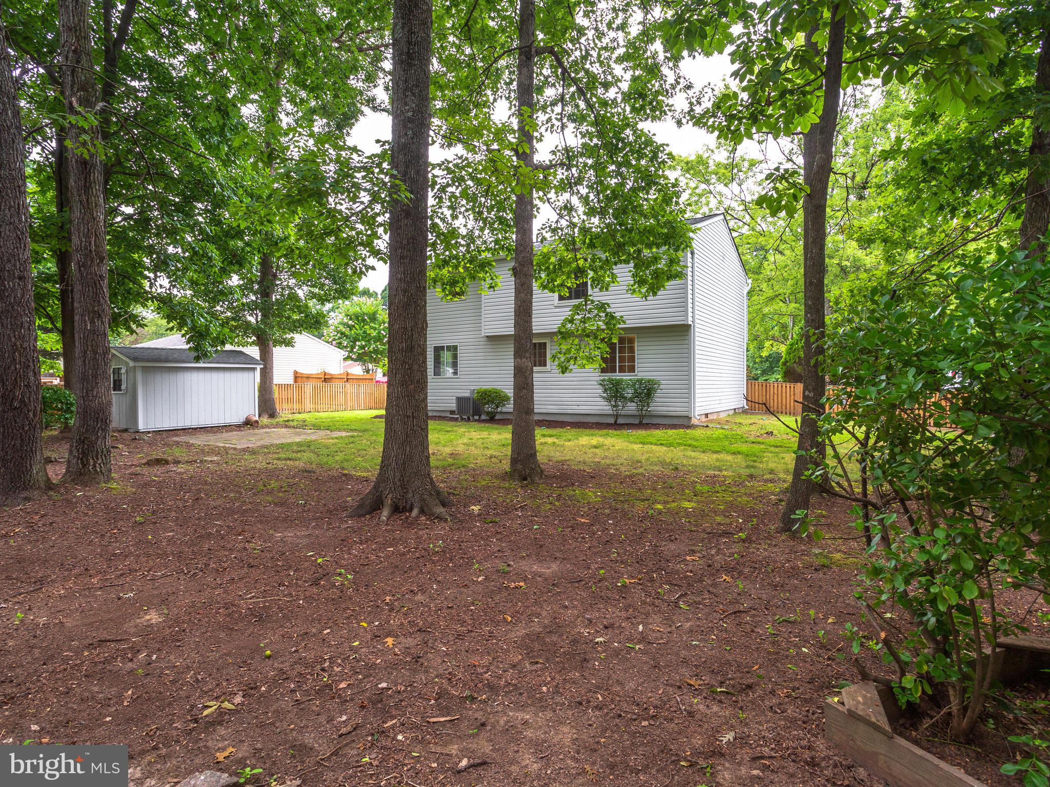 4511 Cub Run Road Chantilly, VA 20151 - Photo 26 of 30 Exterior (Rear)
