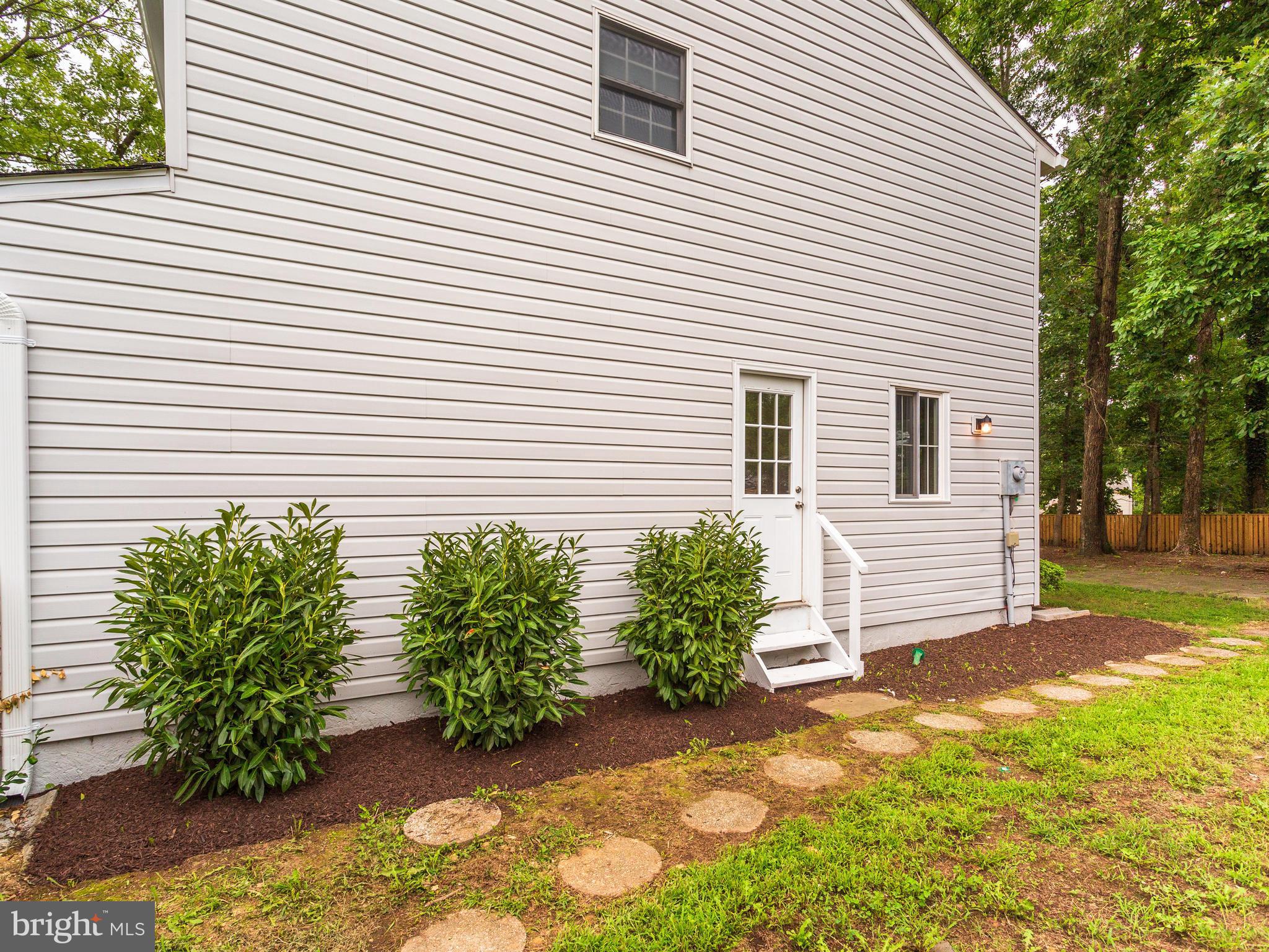 4511 Cub Run Road Chantilly, VA 20151 - Photo 27 of 30 Exterior (General)