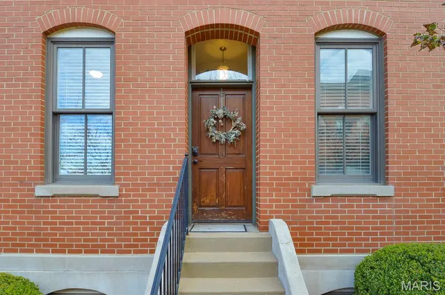 $200,000 | 1005 Mississippi Avenue, Unit A, St. Louis, MO 63104