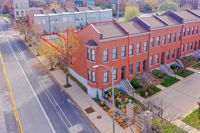 $200,000 | 1005 Mississippi Avenue, Unit A, St. Louis, MO 63104