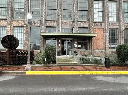 $259,900 | 920 Poeyfarre Street, Unit 383, New Orleans, LA 70130