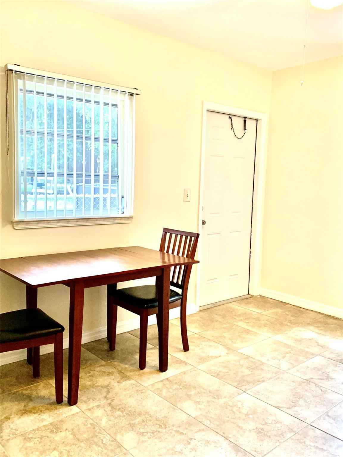 318 Southwest 67th Terrace, Unit B Pembroke Pines, FL 33023 - Photo 11 of 23 Photo 11