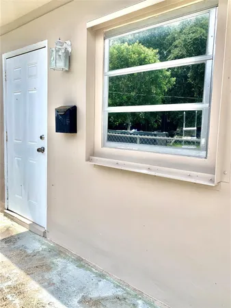 $1,700 | 318 Southwest 67th Terrace, Unit B, Pembroke Pines, FL 33023