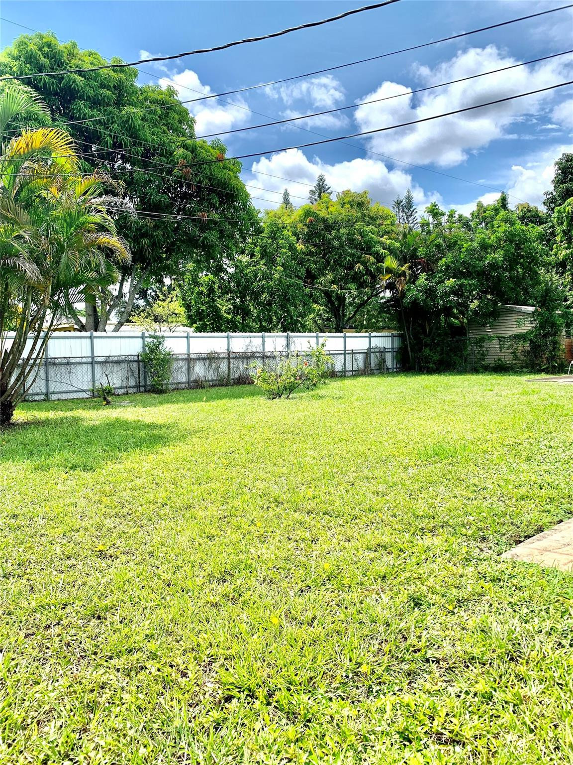 318 Southwest 67th Terrace, Unit B Pembroke Pines, FL 33023 - Photo 21 of 23 Photo 21