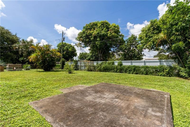 318 Southwest 67th Terrace, Unit B Pembroke Pines, FL 33023 - Photo 23 of 23 Photo 23