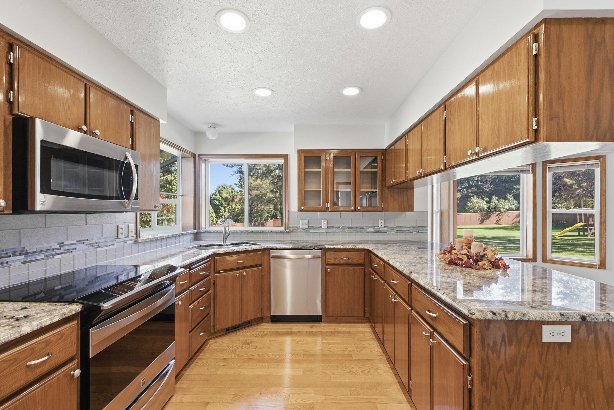 4129 South Lloyd Road Spokane, WA 99223 - Photo 13 of 41 Gallery Image 13