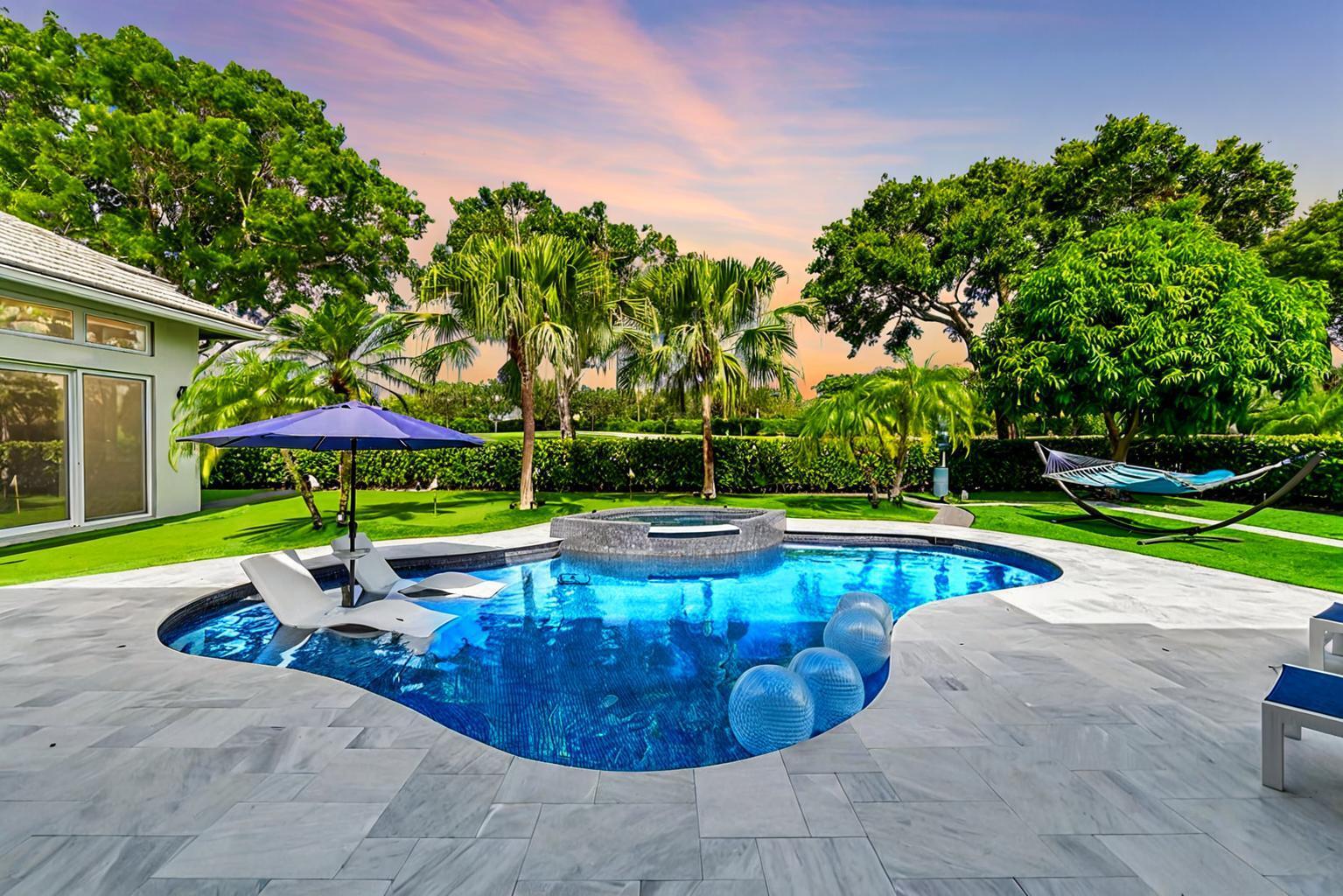 4920 Bocaire Boulevard Boca Raton, FL 33487 - Photo 35 of 61 4920 dusk 2