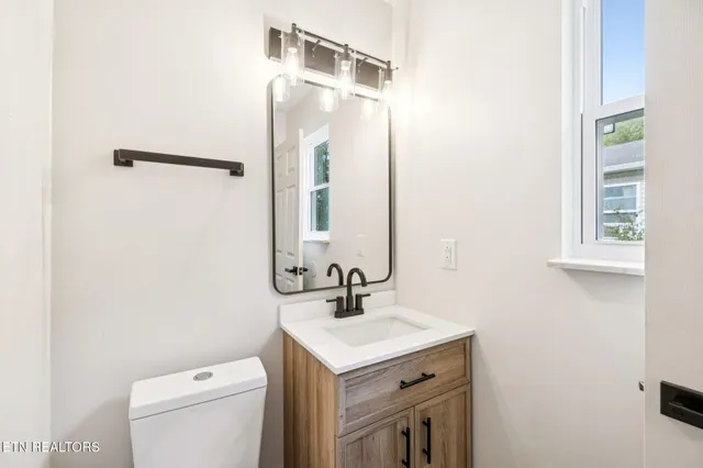 $285,000 | 614 Wright Road, Maryville, TN 37804