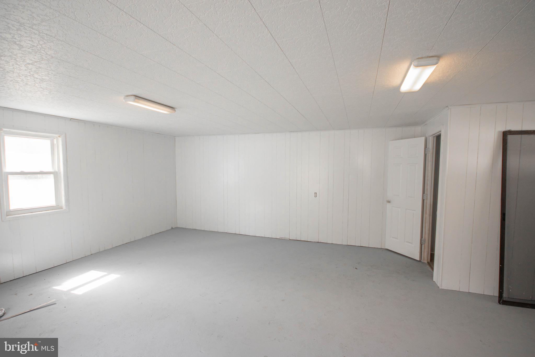 20872 Nanticoke Road Bivalve, MD 21814 - Photo 30 of 33 Garage