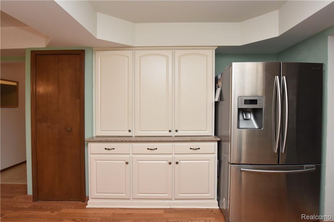 2460 Lassiter Drive Rochester, MI 48309 - Photo 12 of 28 Lassiter2460_12.JPG