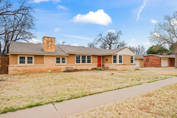 $327,000 | 3104 26th Street, Lubbock, TX 79410