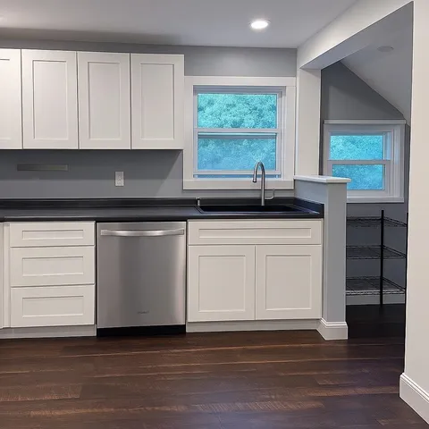 $2,450 | 84 Park Street, Essex Junction, VT 05452