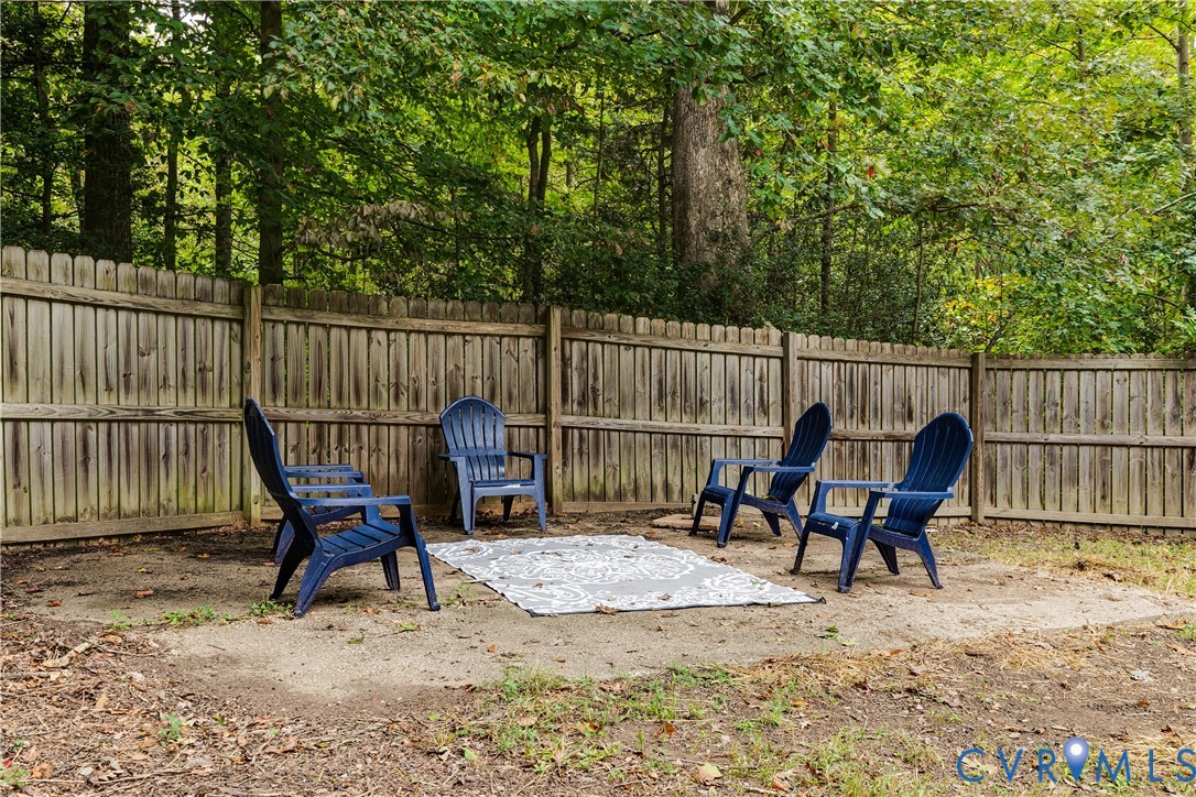 1030 Rock Spring Road Bumpass, VA 23024 - Photo 34 of 34 a view of chair and wooden fence