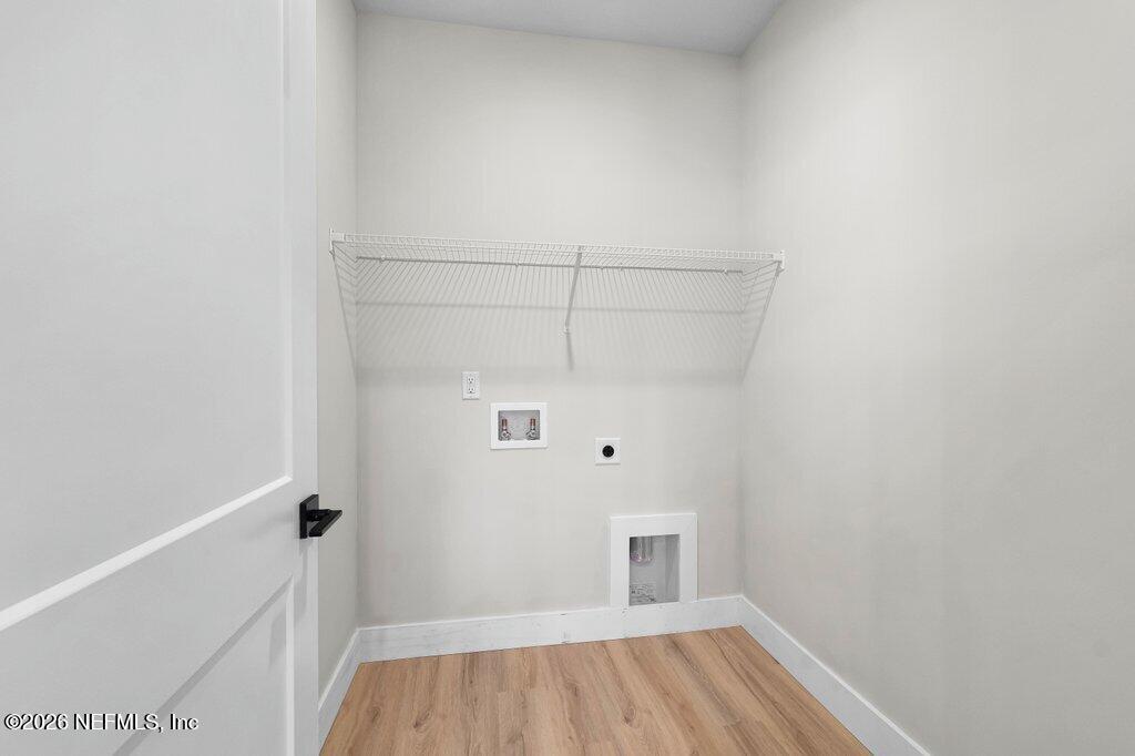 9019 Hipps Road Jacksonville, FL 32222 - Photo 20 of 35 a view of small space
