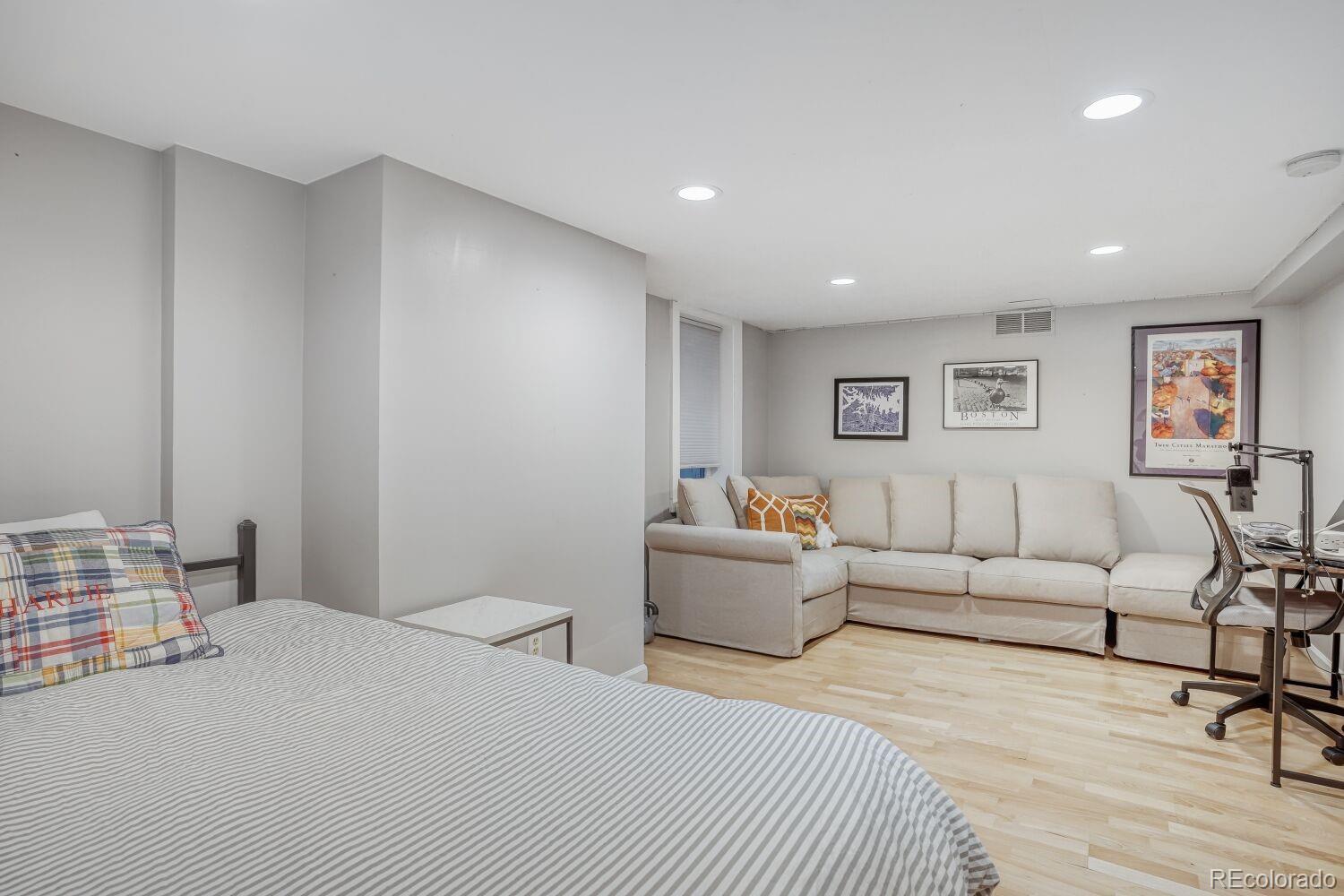 2209 Ash Street Denver, CO 80207 - Photo 18 of 37