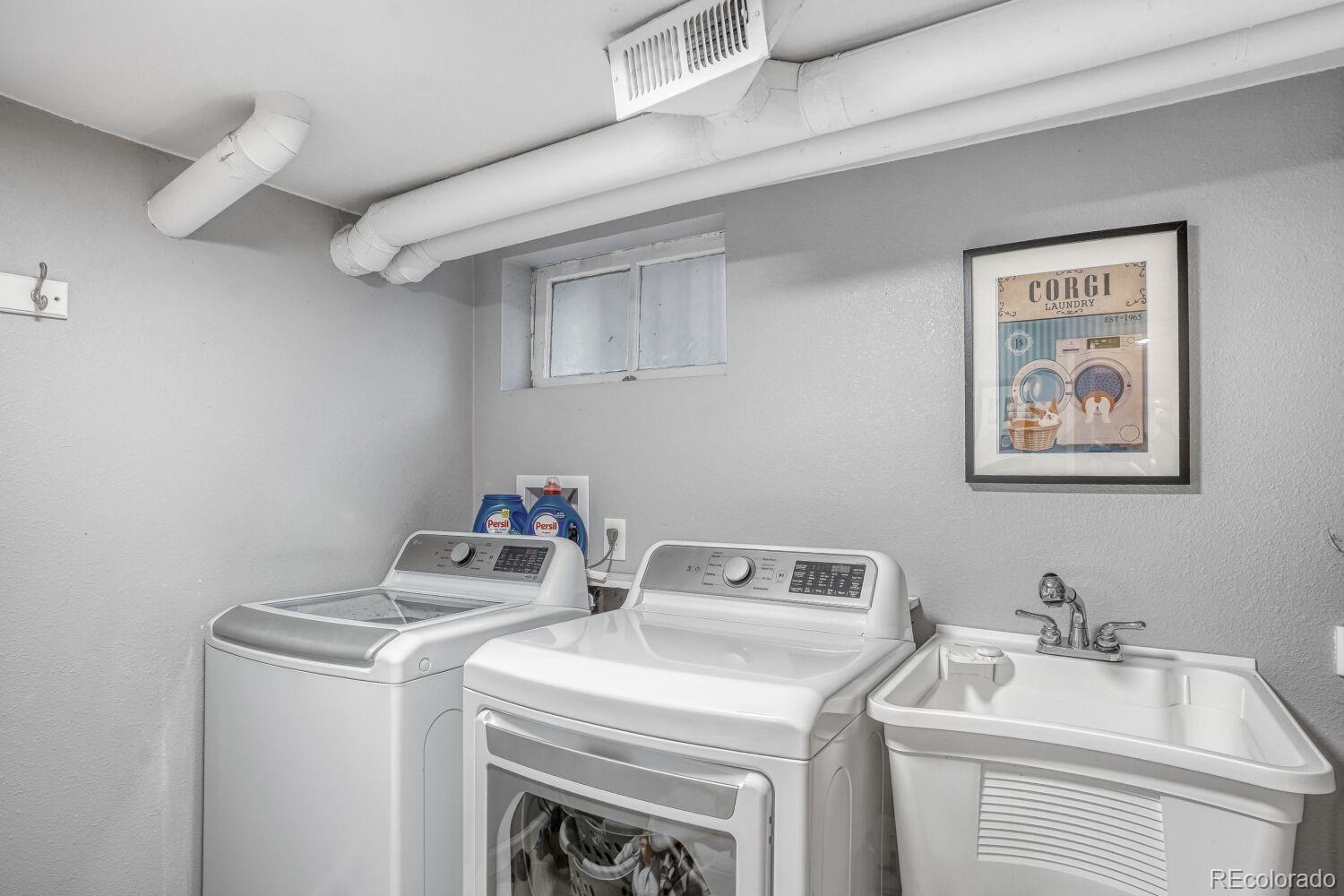 2209 Ash Street Denver, CO 80207 - Photo 27 of 37