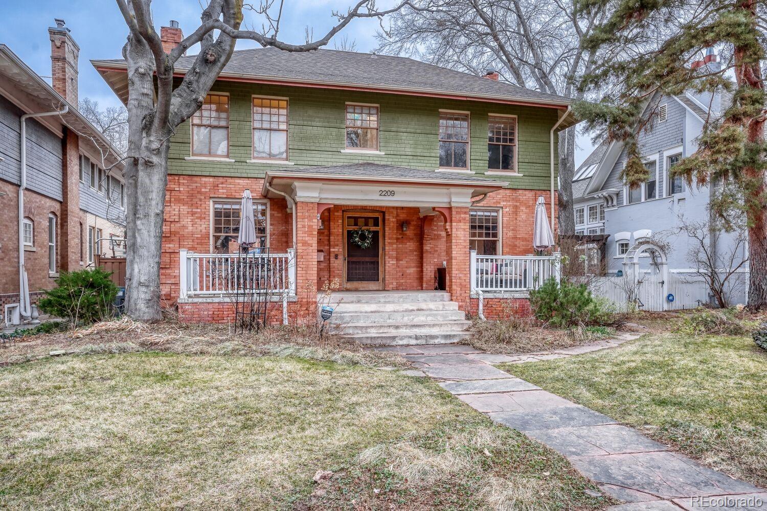 2209 Ash Street Denver, CO 80207 - Photo 4 of 37
