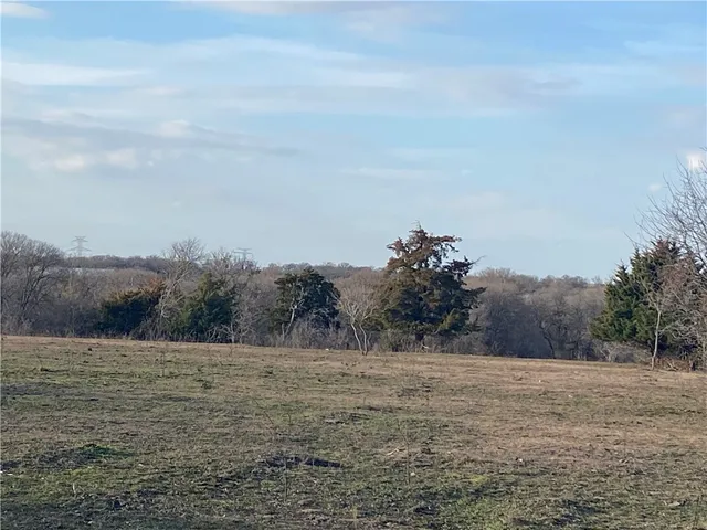$380,000 | 160 Water Tower Road, Axtell, TX 76624