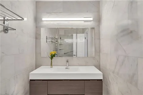 $615,000 | 7300 Lakeshore Drive, Unit 20, New Orleans, LA 70124