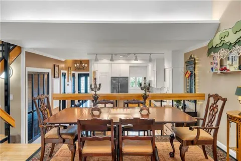 $615,000 | 7300 Lakeshore Drive, Unit 20, New Orleans, LA 70124