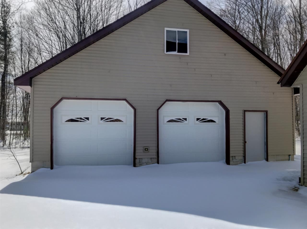 2630 35 1/2 Road Cadillac, MI 49601 - Photo 3 of 37 1844515-2.JPG