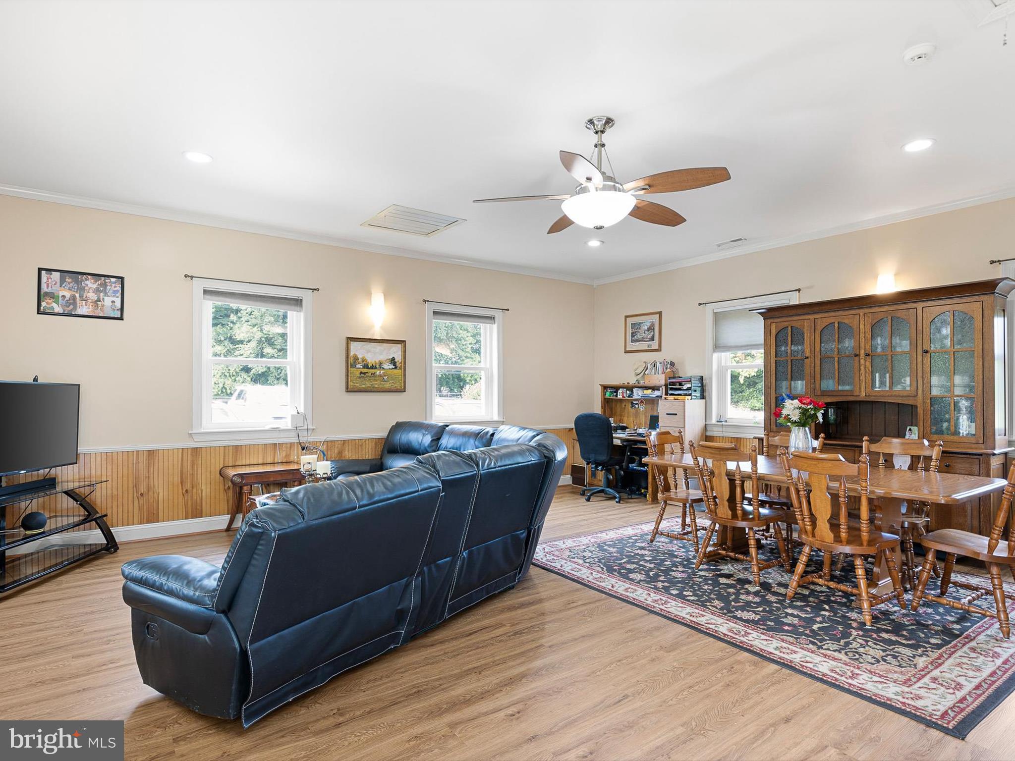 17435 Melville Road Henderson, MD 21640 - Photo 24 of 52 Family Room