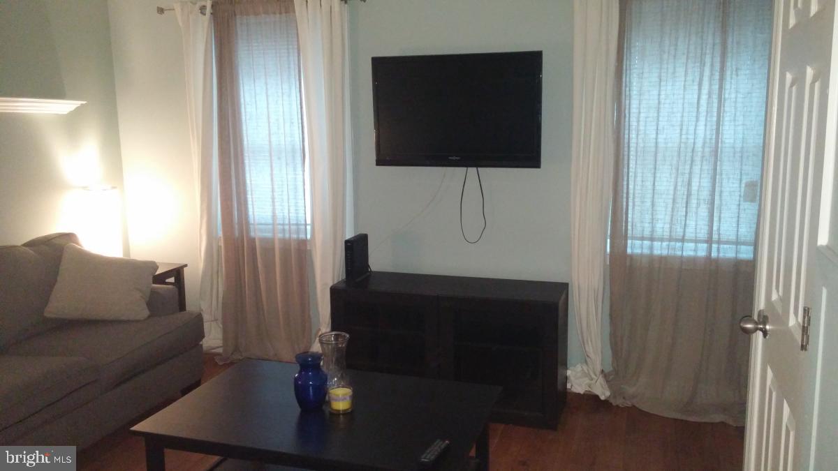88 Q Street Southwest Washington, DC 20024 - Photo 15 of 24 Gallery Image 15