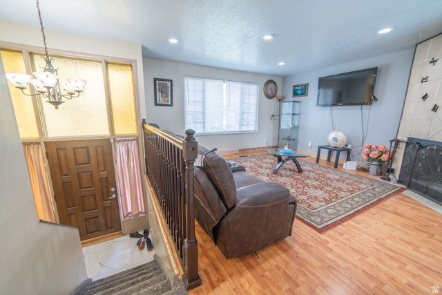 1430 East 8685 South Sandy, UT 84093 - Photo 7 of 29