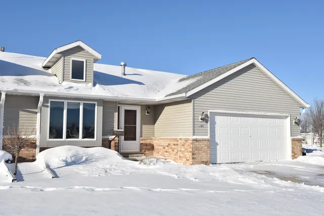 $359,000 | 1687 Nature Trail, Unit 24B, Hartford, WI 53027