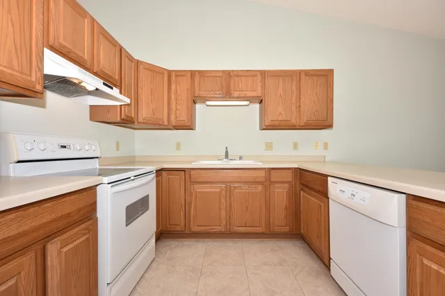 $359,000 | 1687 Nature Trail, Unit 24B, Hartford, WI 53027