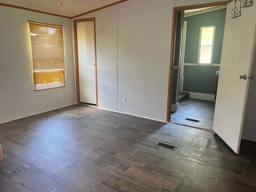 1086 Pond View Road Manning, SC 29102 - Photo 14 of 21