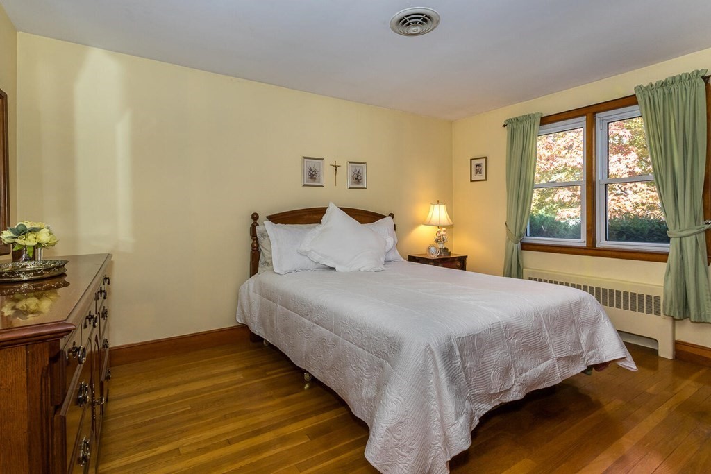 68 Howland Road Stoughton, MA 02072 - Photo 10 of 19 Gallery Image 10