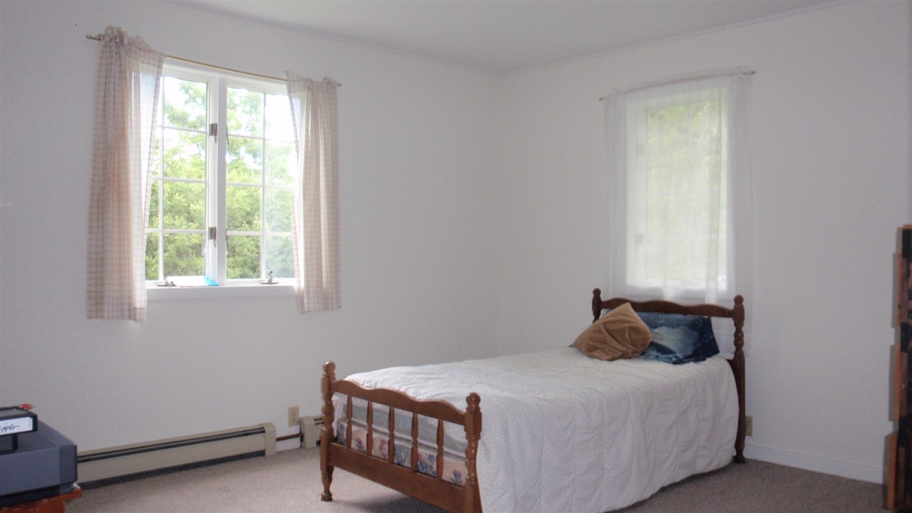 474 West Shore Road South Hero, VT 05486 - Photo 13 of 17 Gallery Image 13