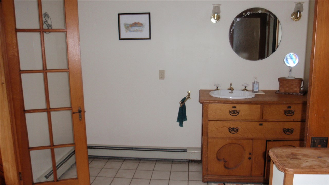474 West Shore Road South Hero, VT 05486 - Photo 6 of 17 Gallery Image 6