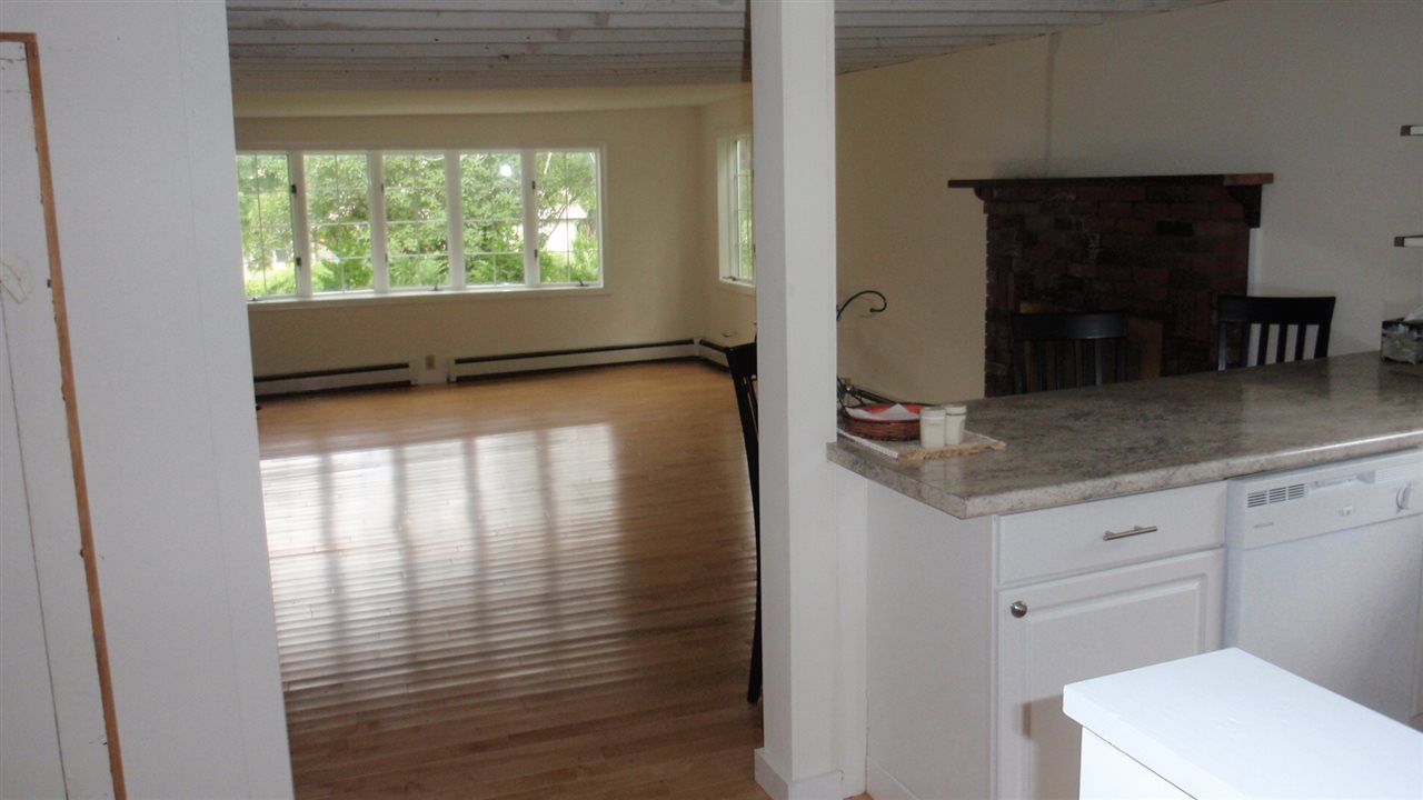 474 West Shore Road South Hero, VT 05486 - Photo 8 of 17 Gallery Image 8
