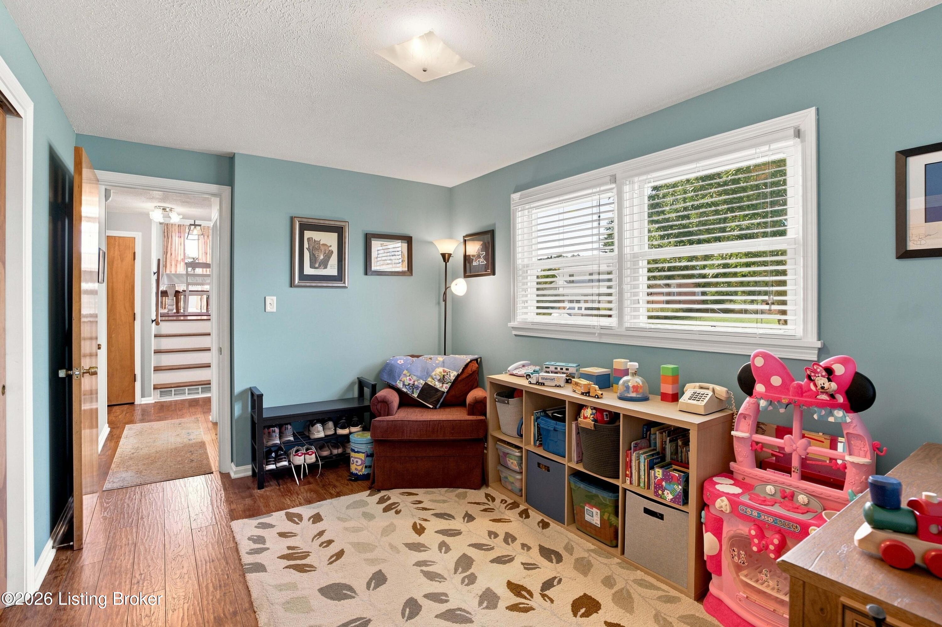 6217 Maywick Road Louisville, KY 40272 - Photo 29 of 46 DSC09427 2