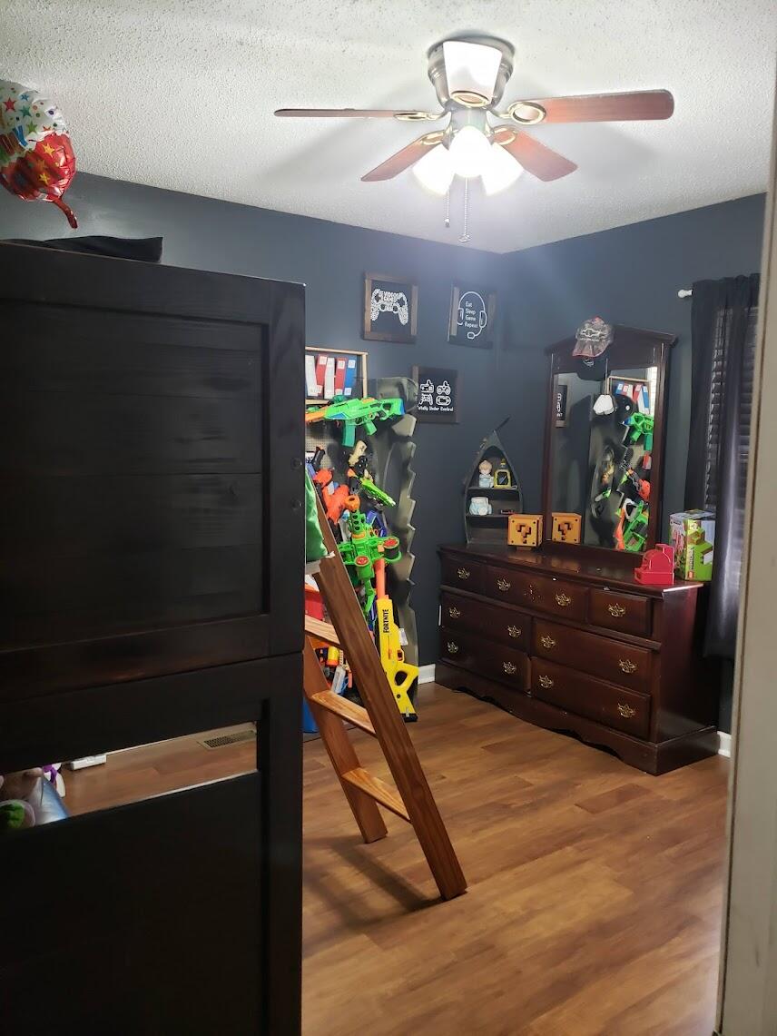2040 Dugspur Road Callaway, VA 24067 - Photo 8 of 15 a living room with furniture and a dresser